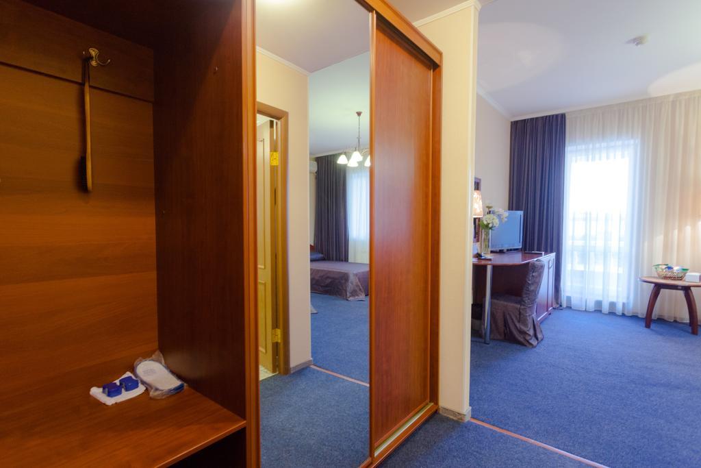 Rahat Hotel Aktau  Quarto foto